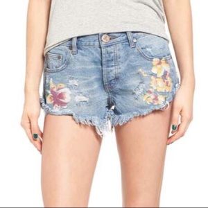 ONE by ONE TEASPOON floral shorts size 22